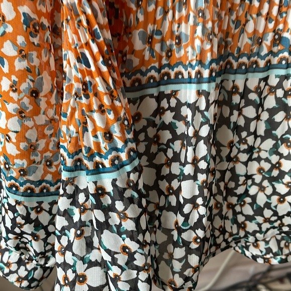 FIGUEROA and FLOWER Women’s Multi-colored Blouse Sz: M - Picture 7 of 13